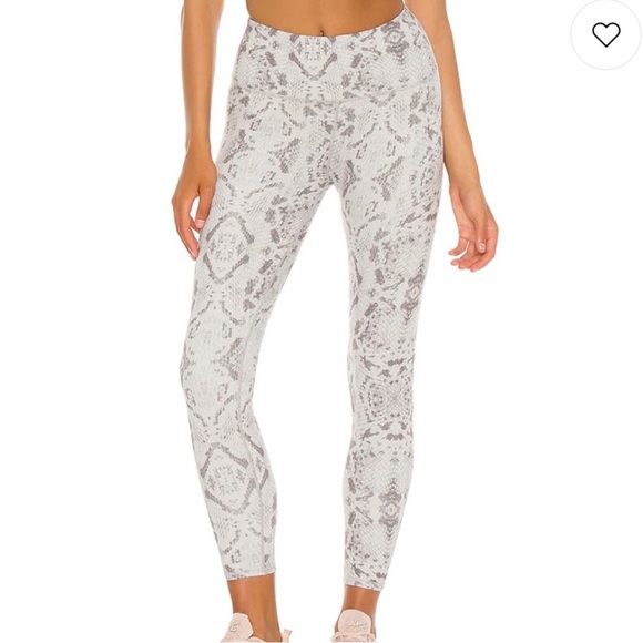 Varley Century 2.0 High-Waisted Leggings In Snakeskin Print. Size XS - Picture 1 of 6